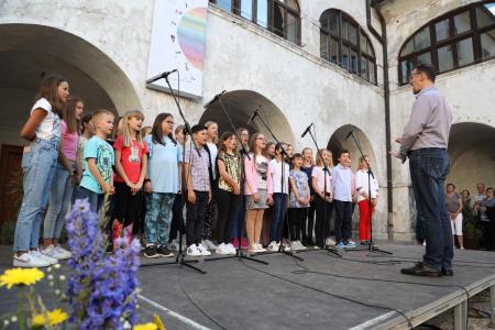 Območna revija otroških in mladinskih pevskih zborov občin Kamnik in Komenda (34)